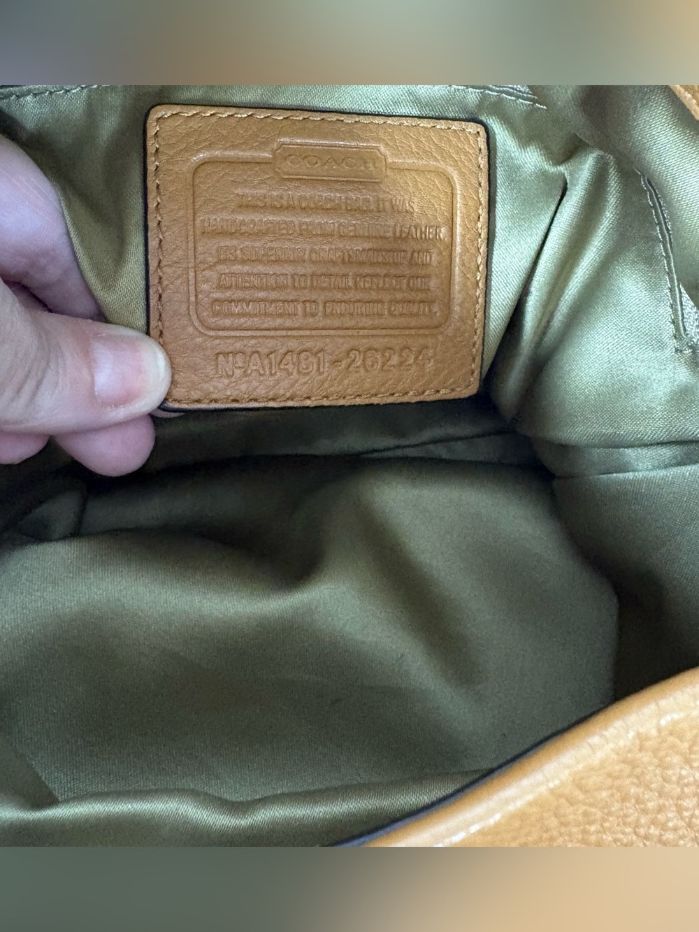SOLD!! Coach Phoebe Leather Shoulder Hobo Bag in Cognac EUC - Picture 15 of 16